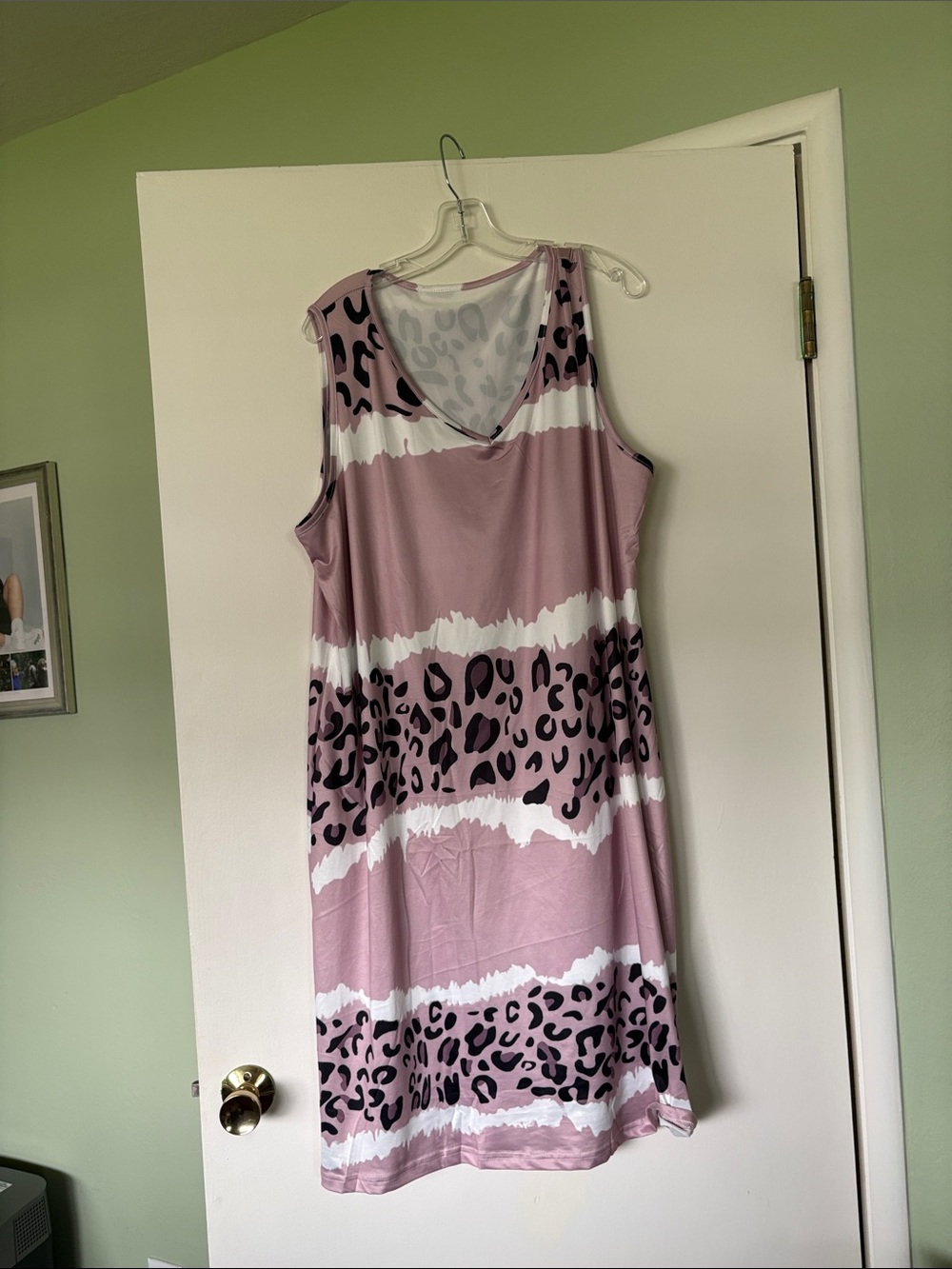 Sleeveless Pink Leopard Print Nightdress